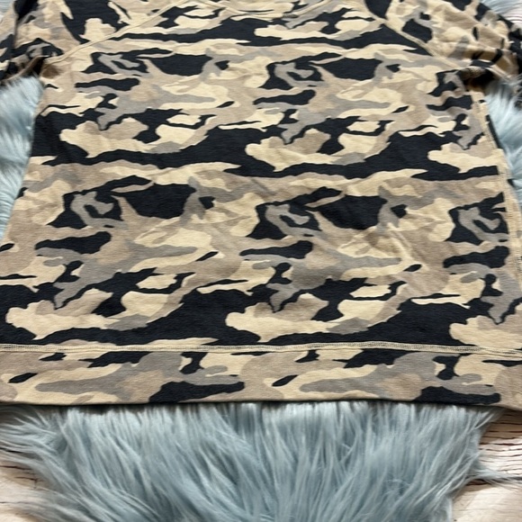 Monrow Camo Pullover Sweatshirt sz S - Picture 6 of 9